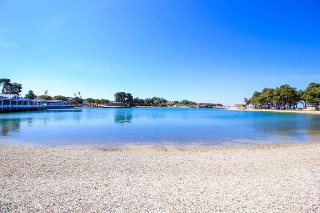 Apartment Violetta-Punta Umag Eksteriør billede