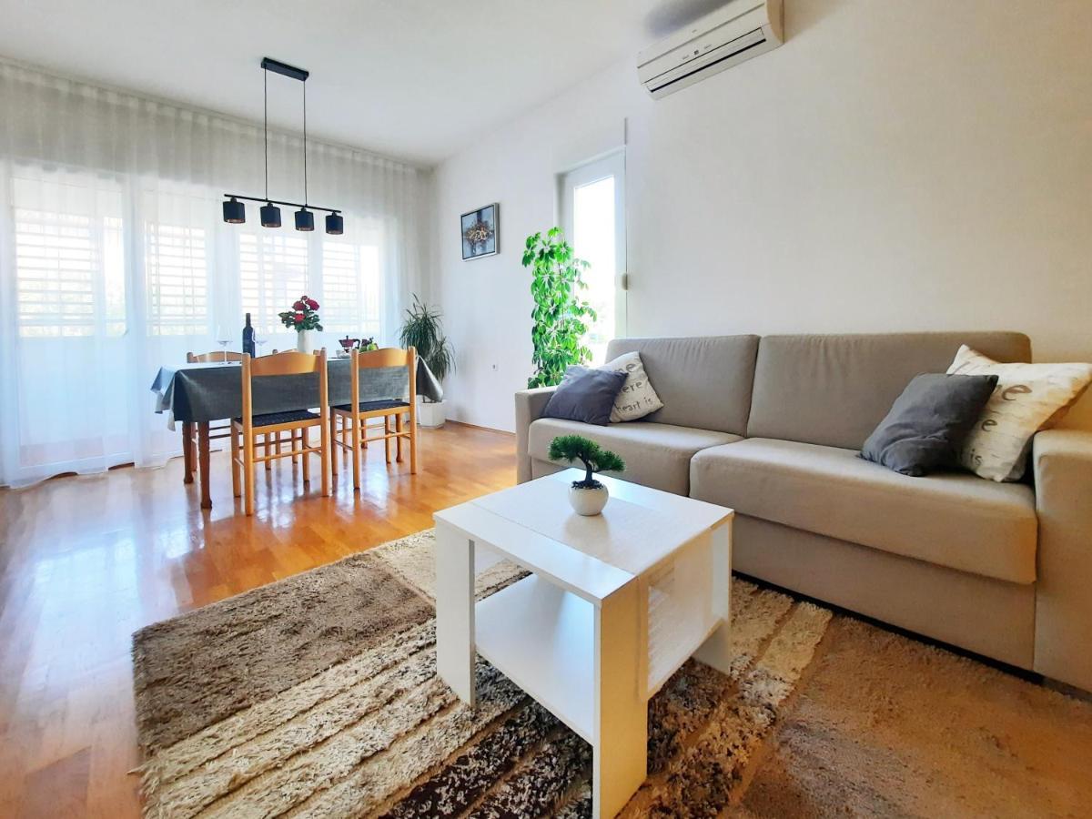 Apartment Violetta-Punta Umag Eksteriør billede